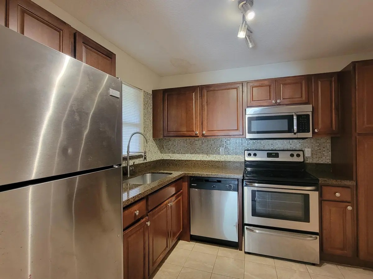 2539 NW 49th Ter 703, Gabriela Guimaraes at 2539 NW 49 Terrace 703, Coconut Creek