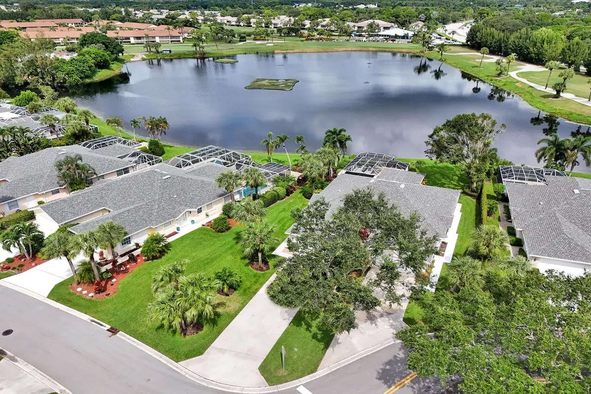 DJI_20260921114350_0026_D at 175 BRIER Circle, Jupiter