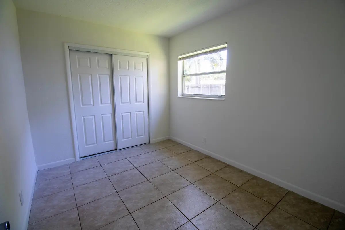 IMG_1689-HDR at 835 SW 4TH Street #4, Fort Lauderdale