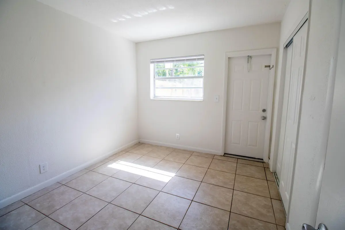 IMG_1701-HDR at 835 SW 4TH Street #4, Fort Lauderdale