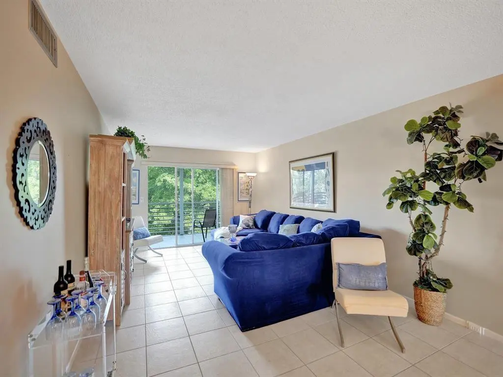 Photo 2 at 2003 GRANADA Drive C4, Coconut Creek