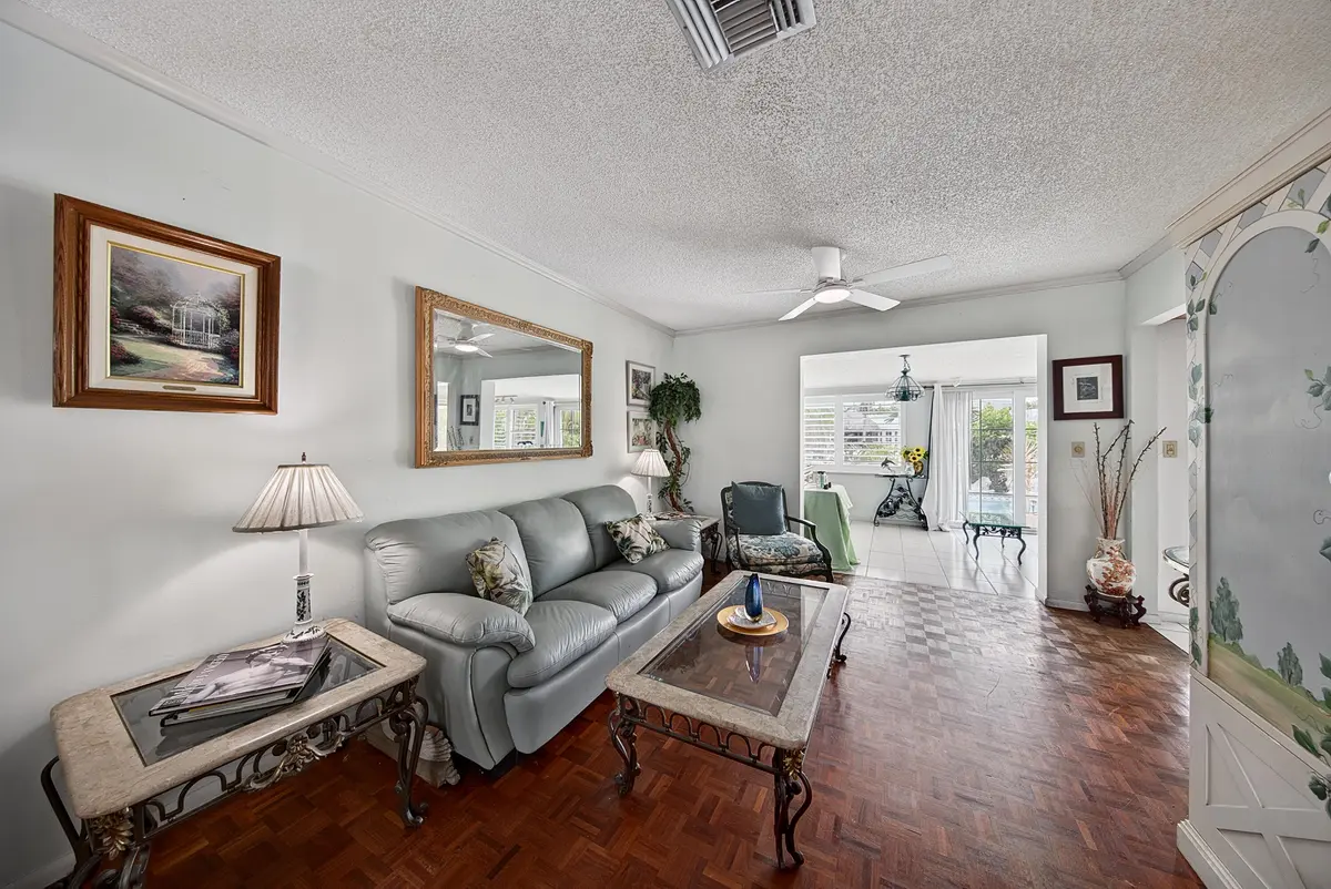 rovito-49 at 904 Citrus Isle, Fort Lauderdale