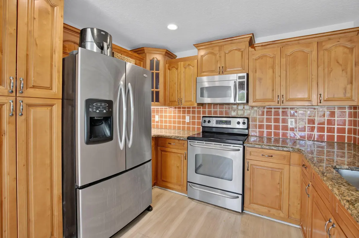 Stainless Steel Appliances at 4060 SEA GRAPE Circle, Delray Beach