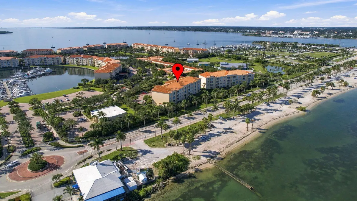 4-web-or-mls-36 Harbour Isle Dr W Unit 3 at 36 HARBOUR ISLE Drive 303, Fort Pierce