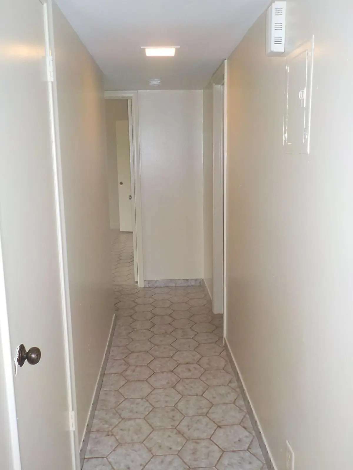 DSCN1394 at 3109 Oakland Shores Drive G105, Oakland Park