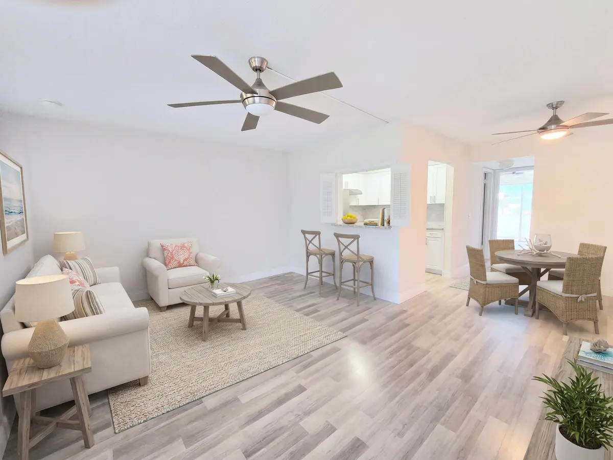 Living Space at 204 CANTERBURY I, West Palm Beach