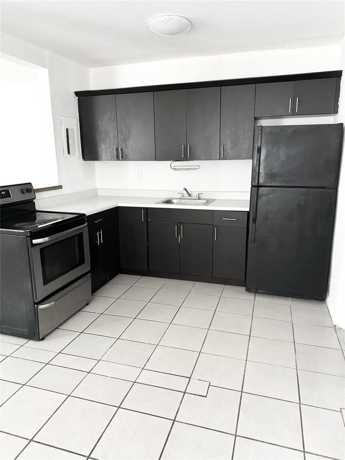 Photo 2 at 1405 NW 6TH Avenue, Fort Lauderdale