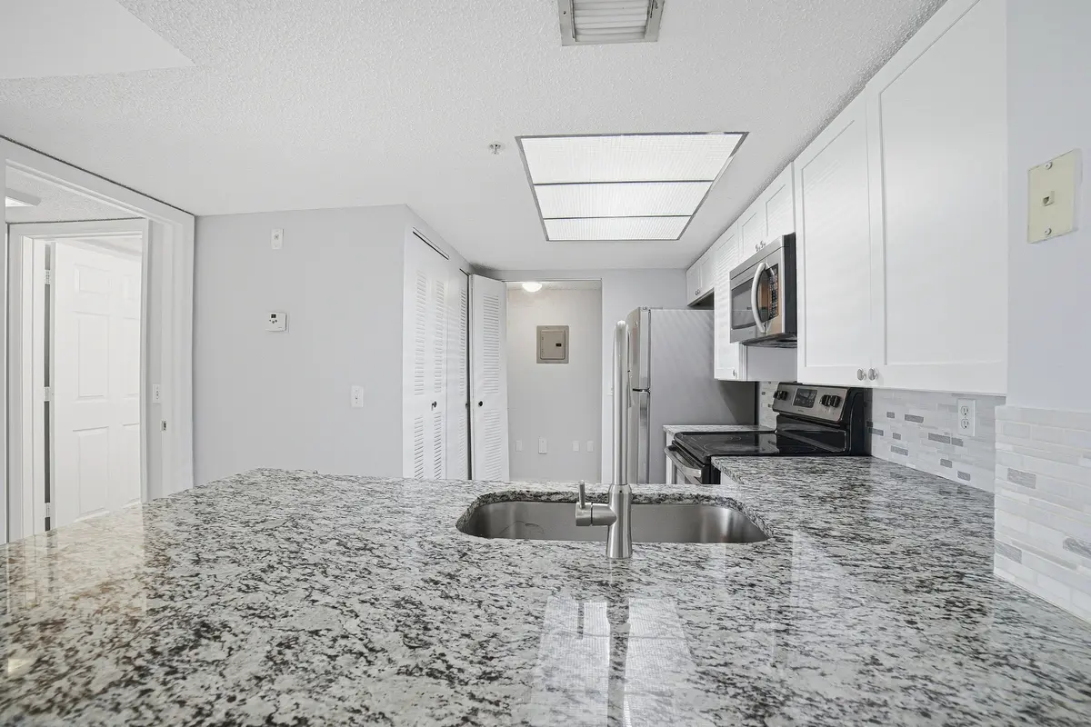 Kitchen (1) at 5045 WILES Road 308, Coconut Creek