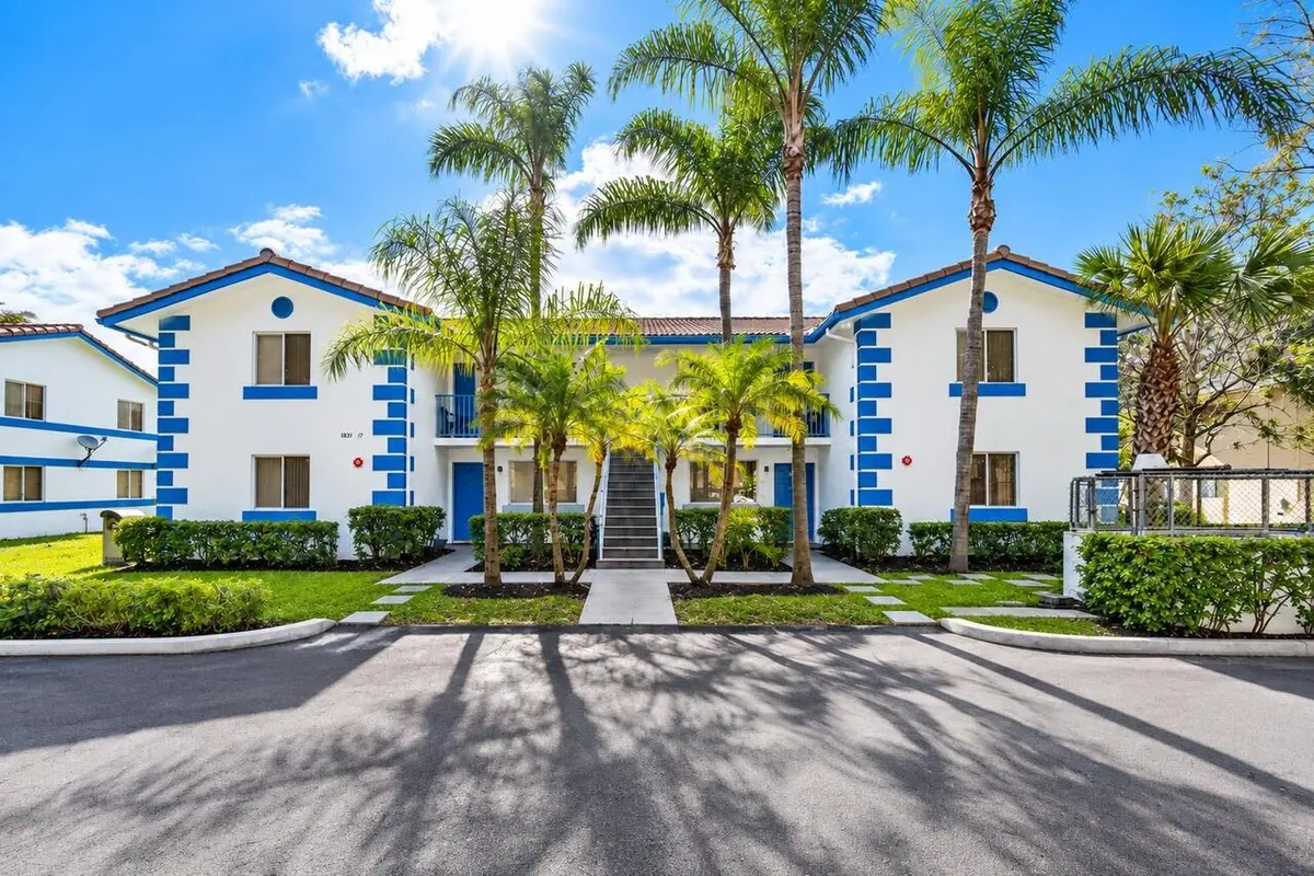 1831-1837 NW 94th Avenue, Coral Springs, FL – photo 3