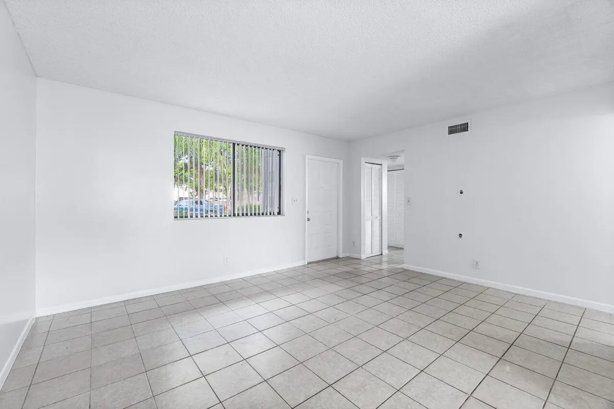 1831-1837 NW 94th Avenue, Coral Springs, FL – photo 7