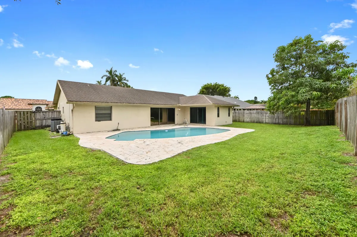 33 backyard 01 at 9585 Lancaster Place, Boca Raton