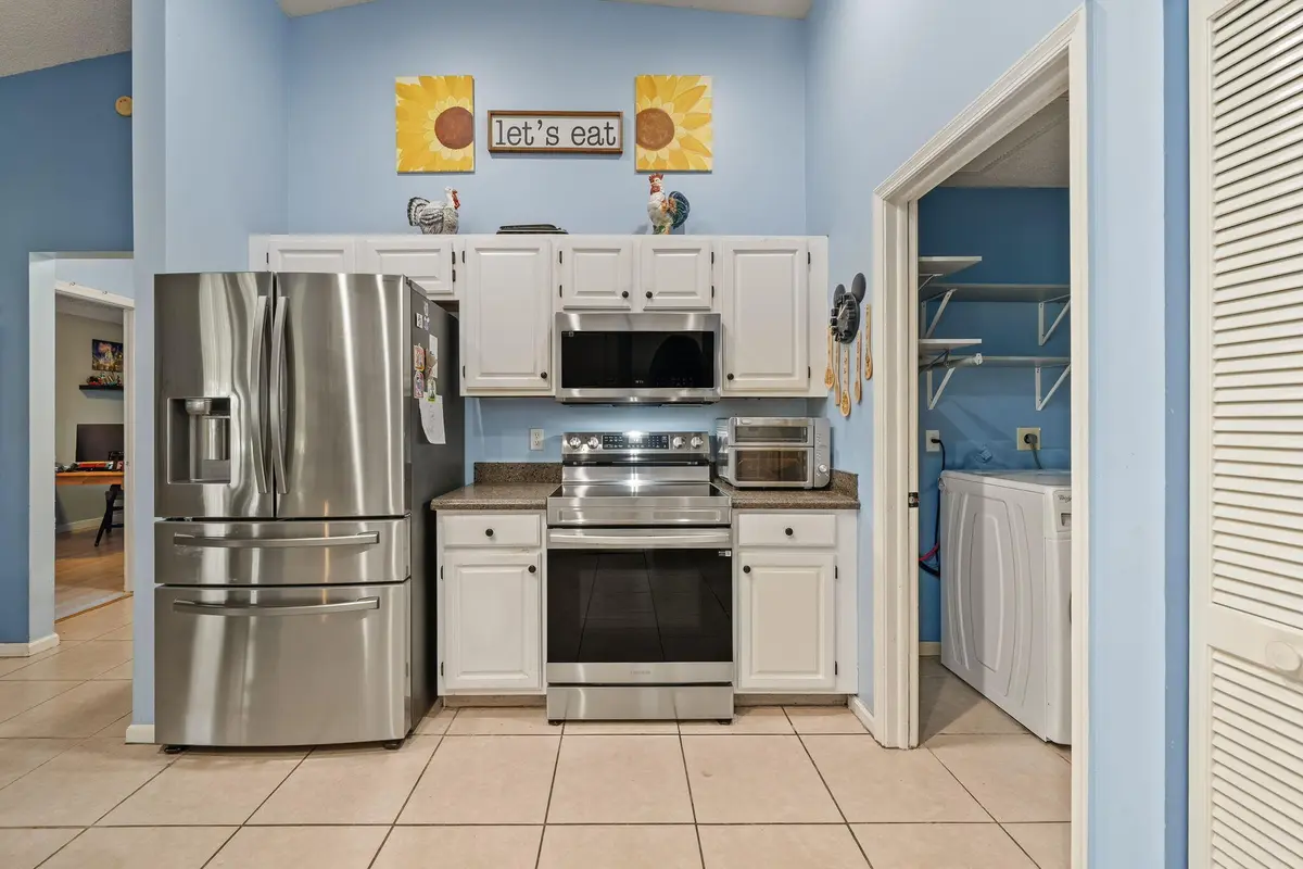 17-web-or-mls-DSC02342 at 117 Hemingway Court, Royal Palm Beach