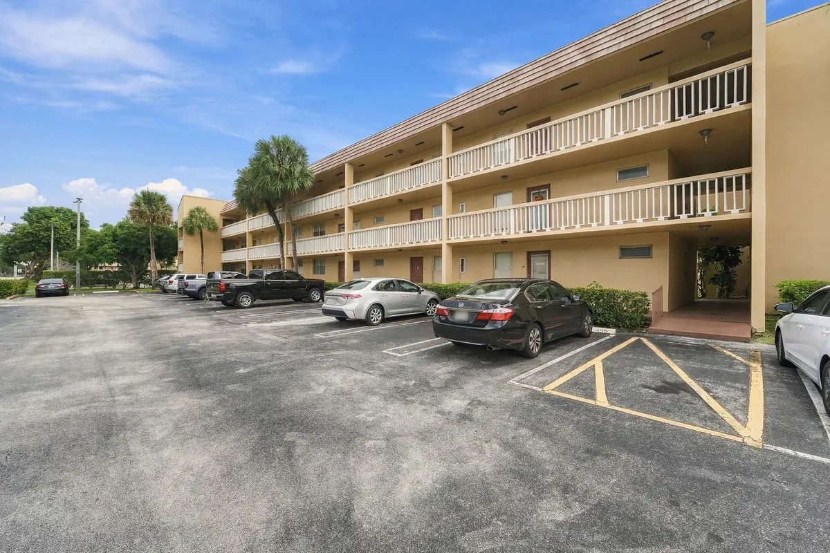 01_dsc02125 at 6350 NW 62ND Street 212, Tamarac
