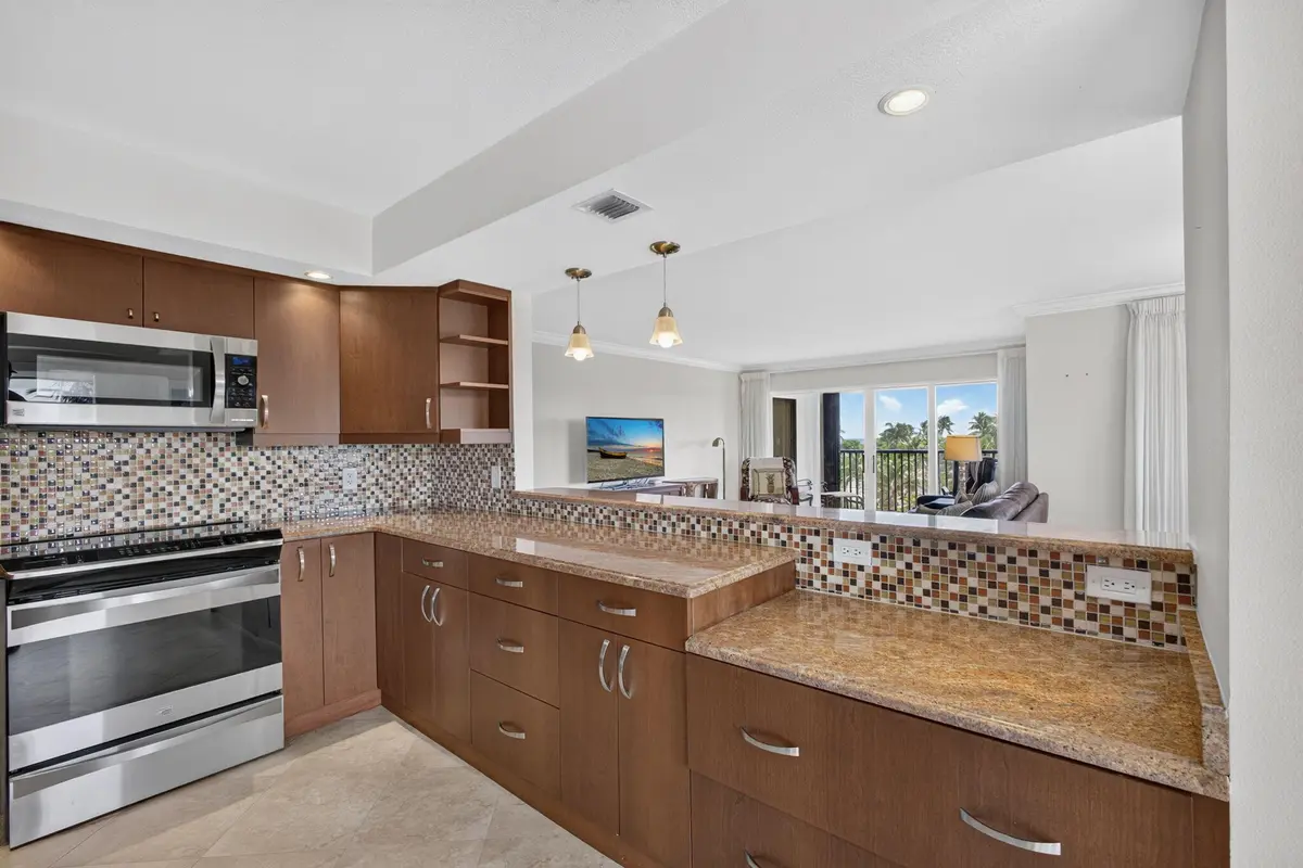 25-web-or-mls-5D1A3243 at 500 Ocean Trail Way 409, Jupiter