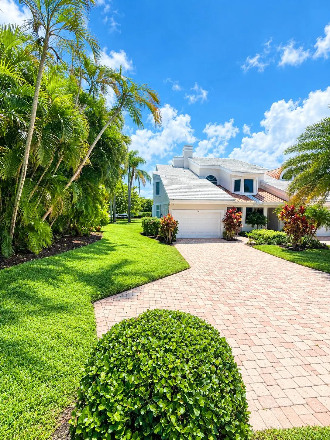 Corner Location at 101 Captains Way 101, Jupiter
