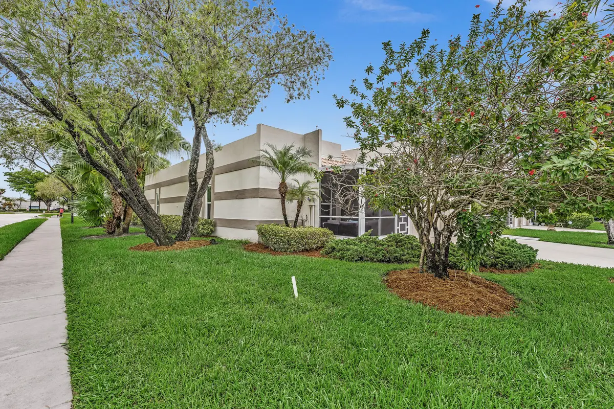 FPP01719 at 18880 JOLSON Avenue 8, Boca Raton
