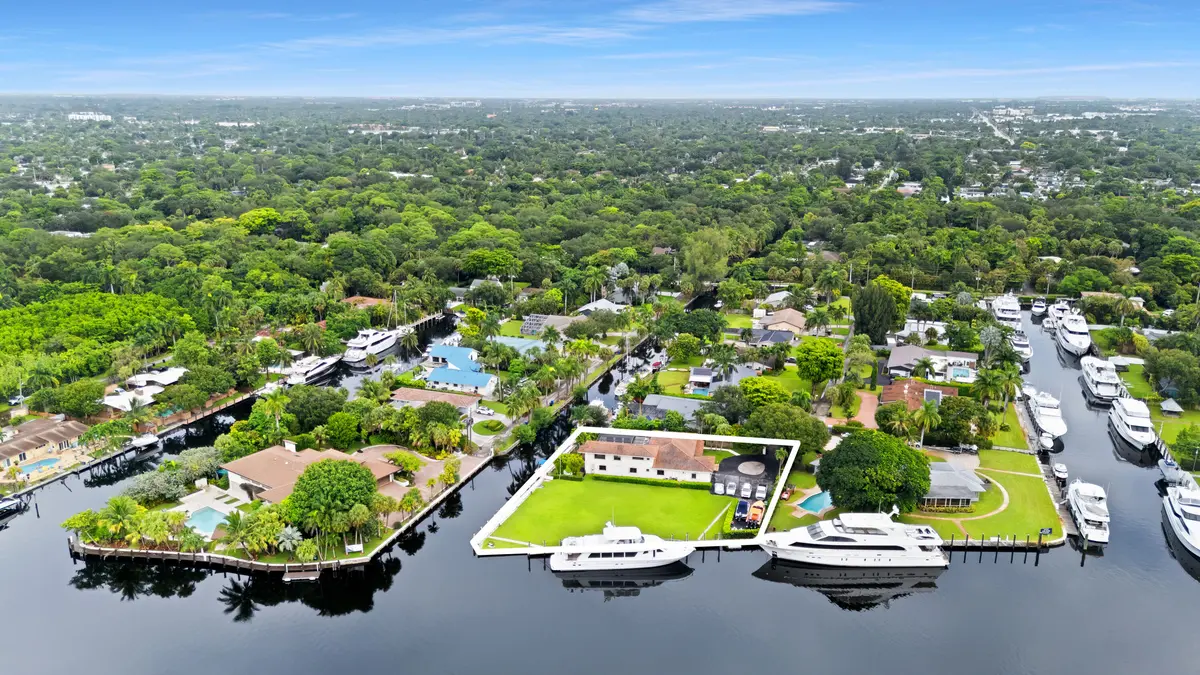 DJI_20260922100017_0426_D at 2461 SW 27TH Terrace, Fort Lauderdale