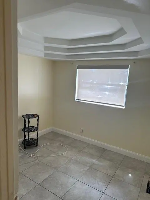Photo 5 at 7807 W Kimberly Boulevard, North Lauderdale