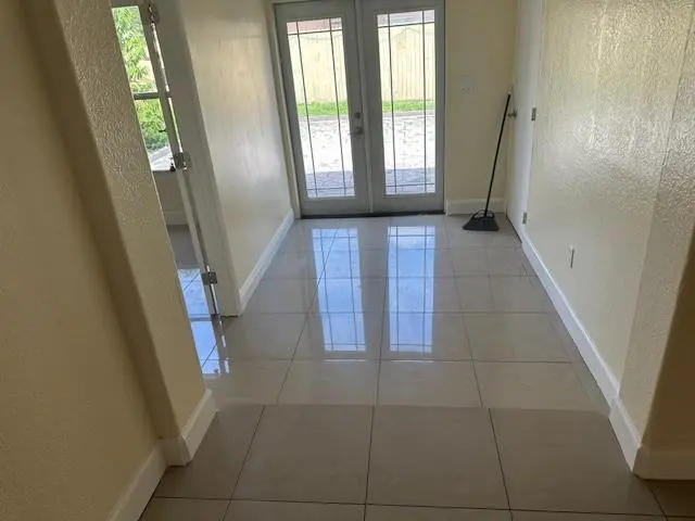 Photo 8 at 7807 W Kimberly Boulevard, North Lauderdale
