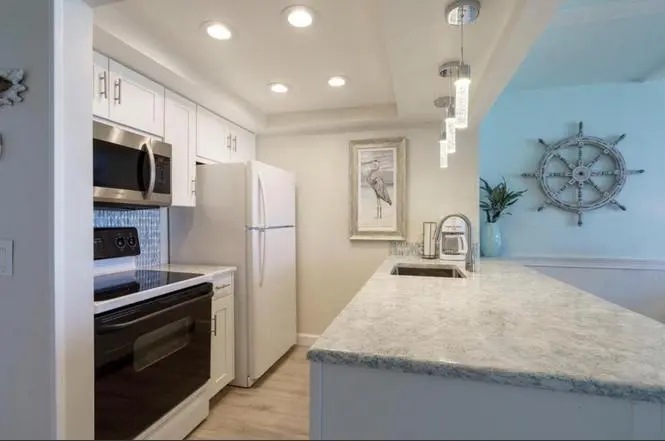 genMid.R10958095_5_1 at 9800 S OCEAN Drive 205, Jensen Beach