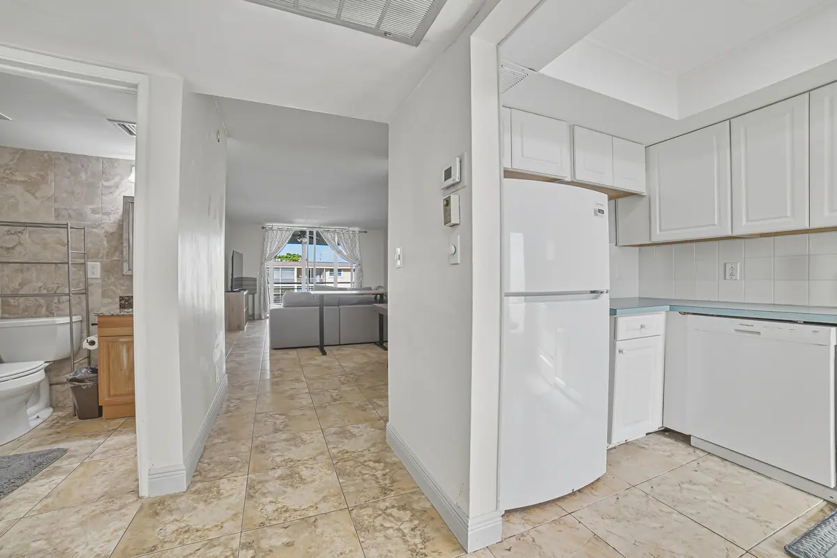 Kitchen/Entryway at 4500 N FEDERAL Highway 358G, Lighthouse Point