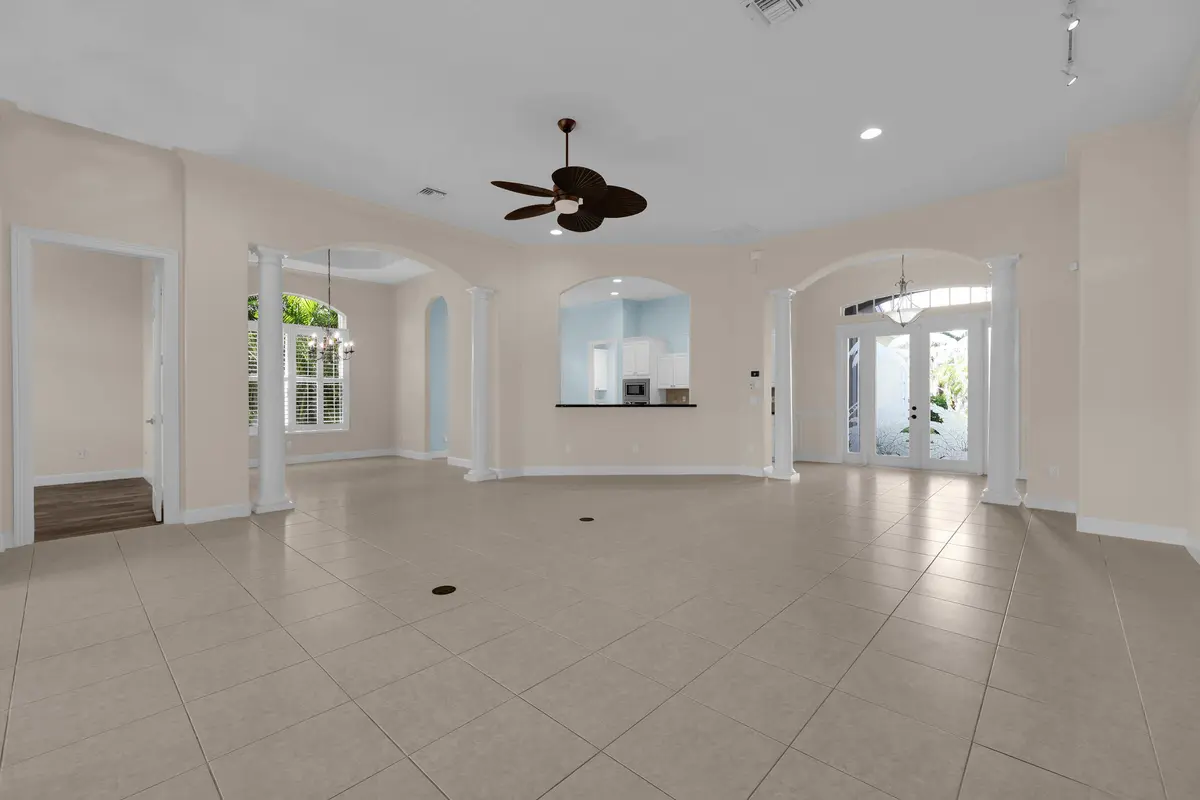 8P3A0169 at 1417 W ISLAND CLUB Square, Vero Beach