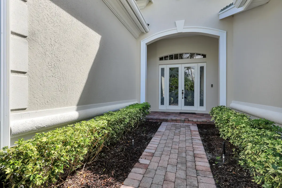 8P3A0266 at 1417 W ISLAND CLUB Square, Vero Beach