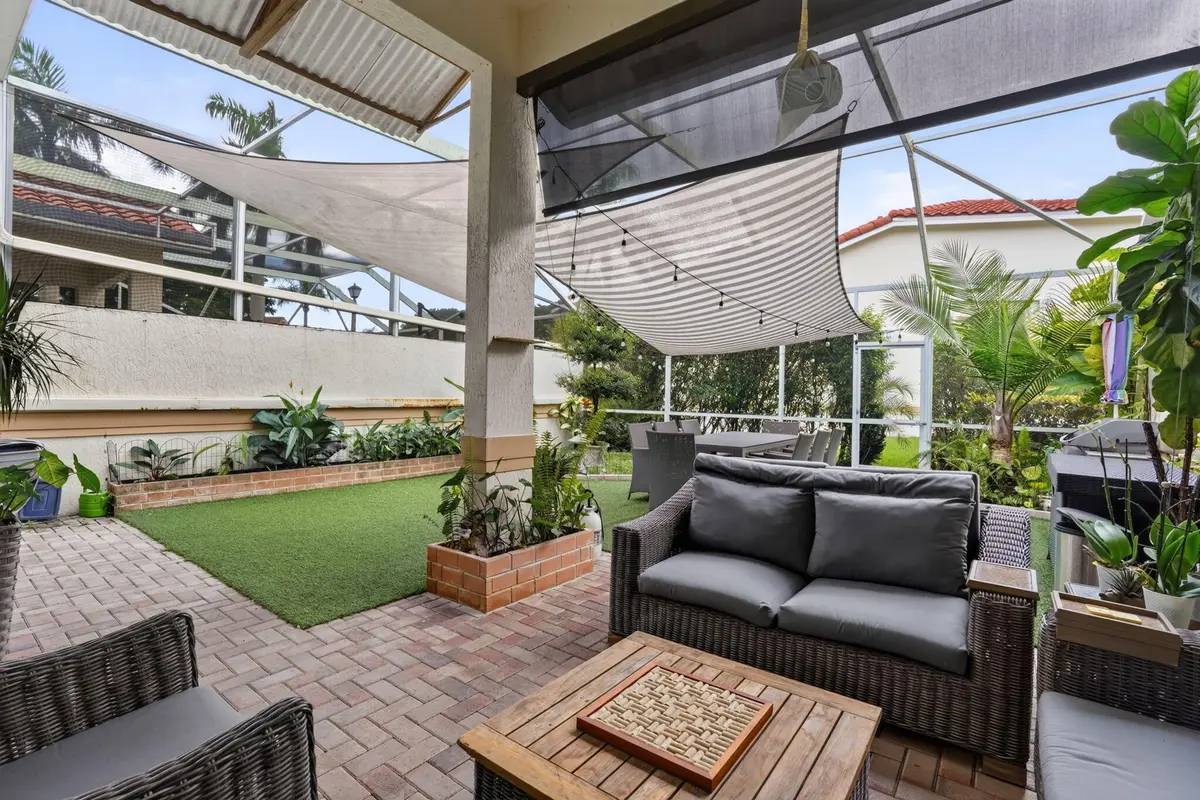 45-web-or-mls-045_DSC01012 at 457 W PALM AIRE Drive, Pompano Beach