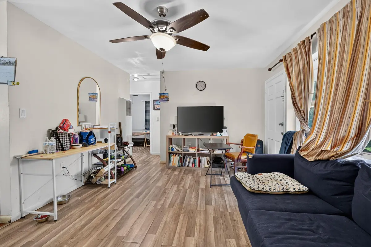 living room at 4351 Colt Lane, West Palm Beach