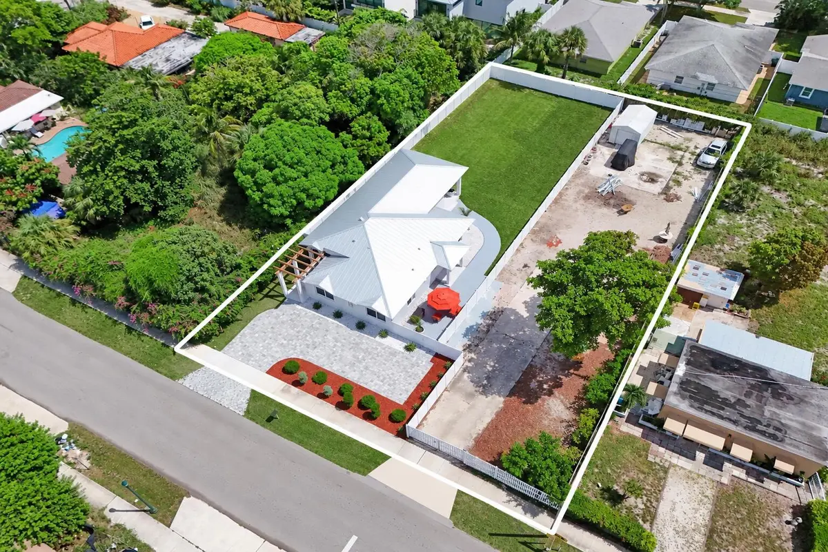 Main Property 2 at 202 SE 4TH Street, Delray Beach