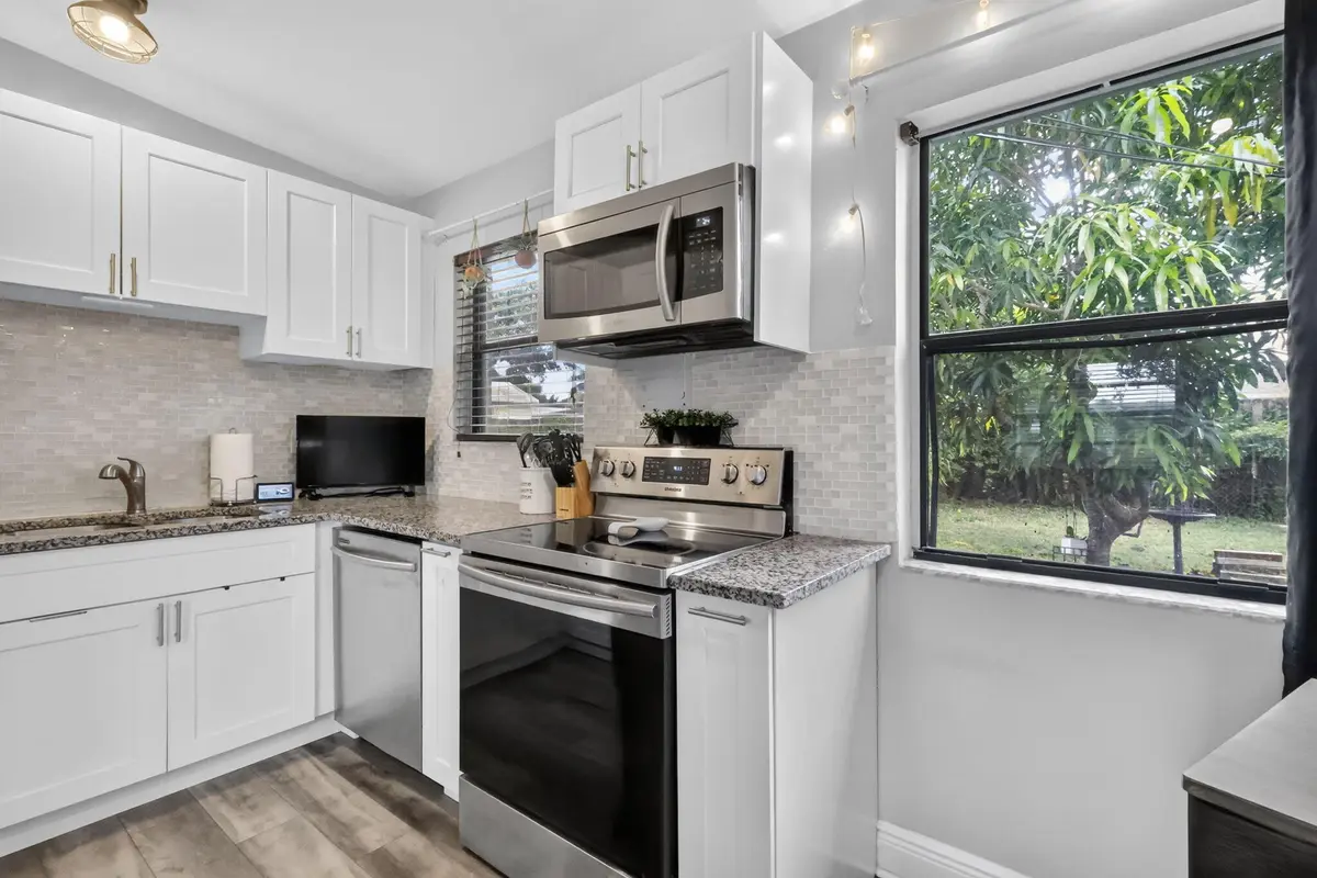 9-web-or-mls-_14A3248 at 3842 Ocala Road, Lake Worth