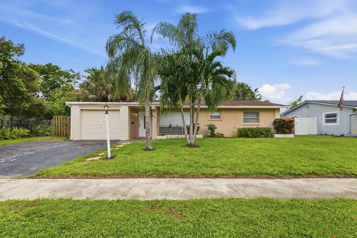 831 NW 43RD Avenue, Coconut Creek, FL – photo 1