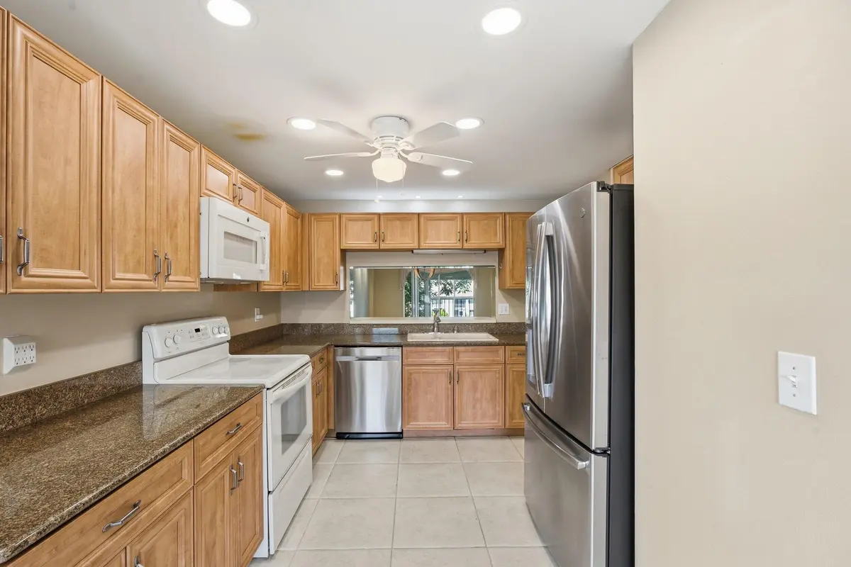 8_smg04469 at 4725 LUCERNE LAKES Boulevard 301, Lake Worth