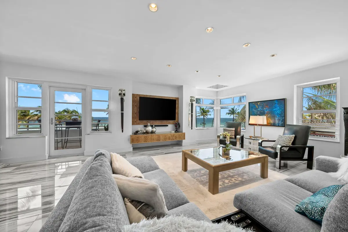 Living Room at 101 S Fort Lauderdale Beach Boulevard 208, Fort Lauderdale