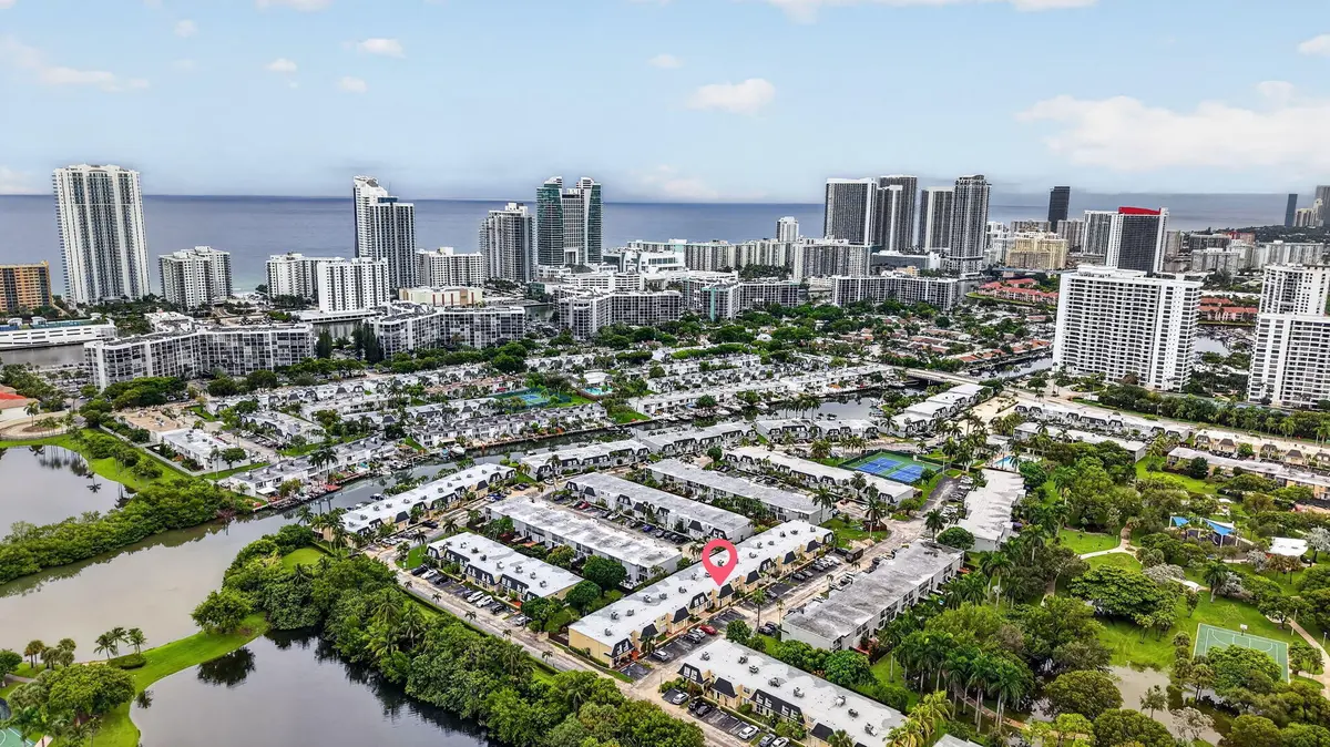 63-web-or-mls-DJI_20260923141213_0099_D at 946 NE 24TH Avenue 186, Hallandale Beach