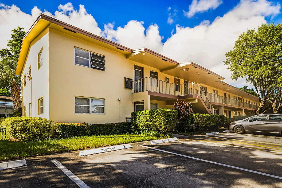 441 NW 76th Ave Unit 101-1 at 441 NW 76th Avenue 101, Margate