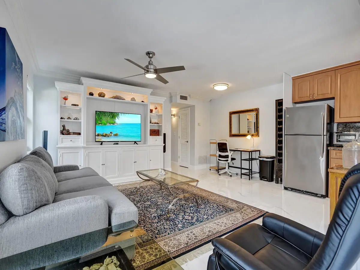 Photo 11 at 1439 S OCEAN Boulevard 304, Lauderdale-By-The-Sea