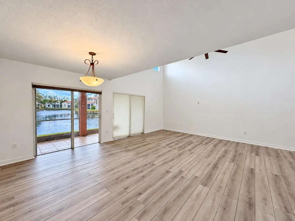 Living Room at 1430 N Trafalgar Circle, Hollywood