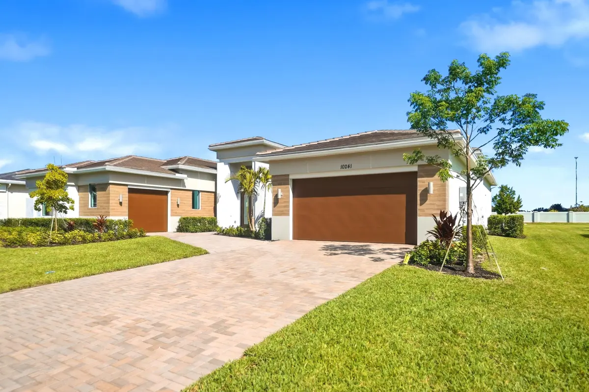 Langley at Whitmore Estates at 10241 CANTER CREEK Court, Lake Worth