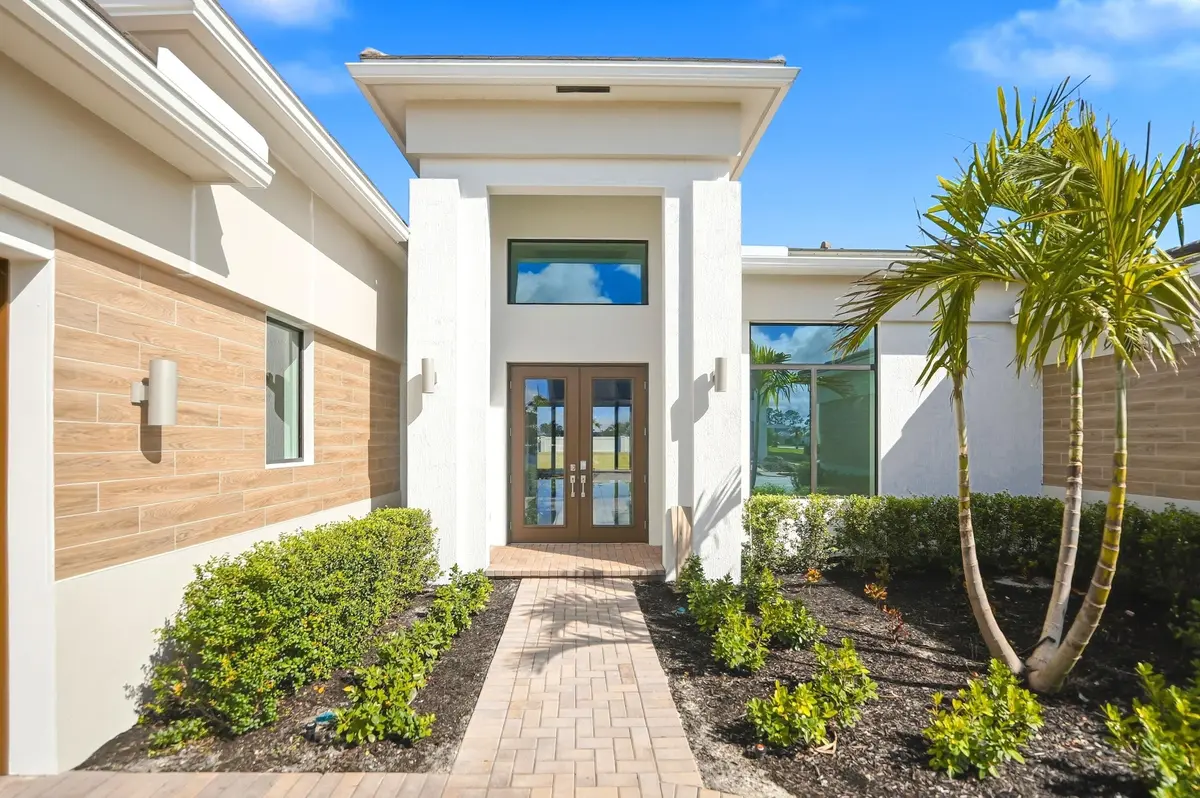Langley at Whitmore Estates at 10241 CANTER CREEK Court, Lake Worth