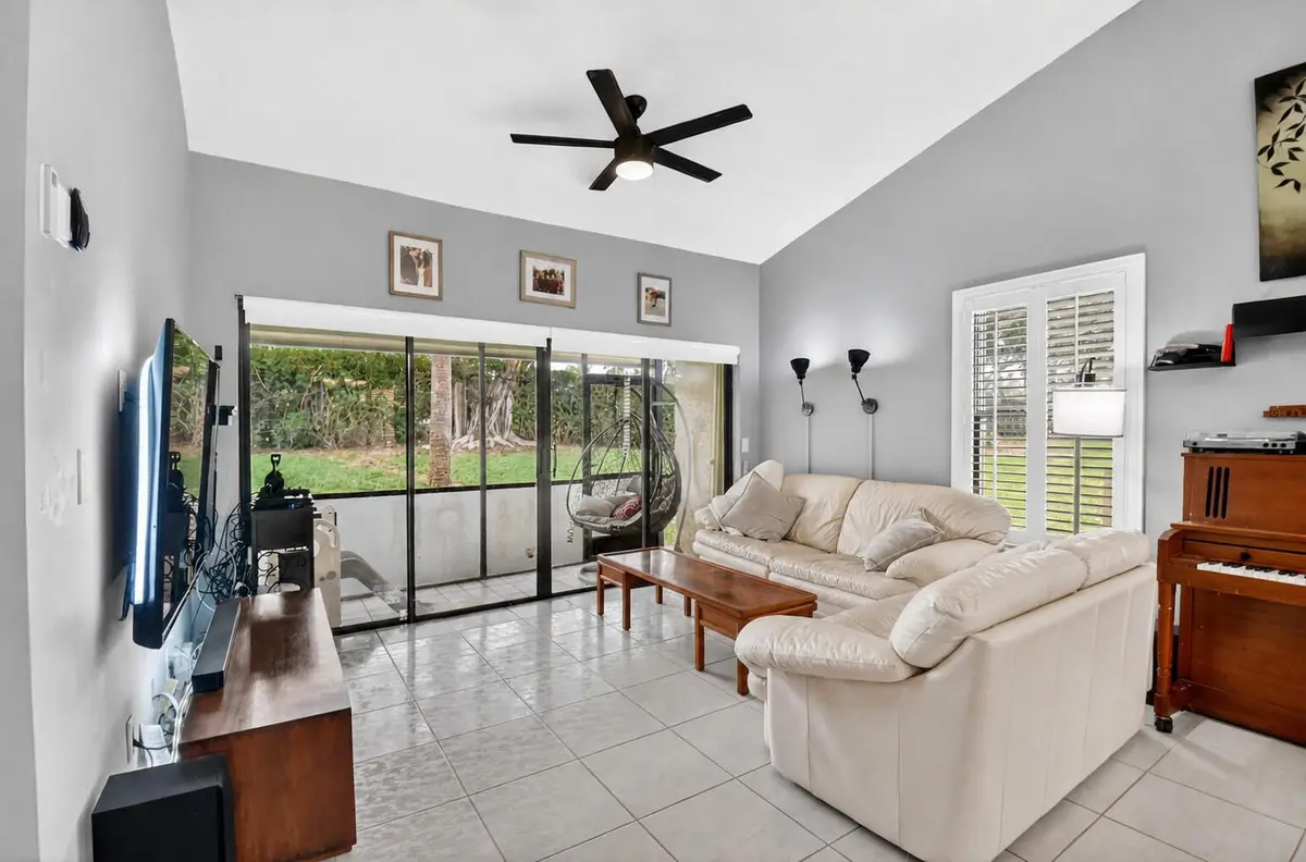 Living Room at 14 VIA DE CASAS SUR 104, Boynton Beach