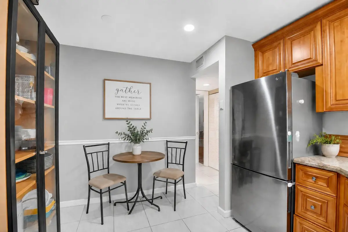 Kitchen at 14 VIA DE CASAS SUR 104, Boynton Beach