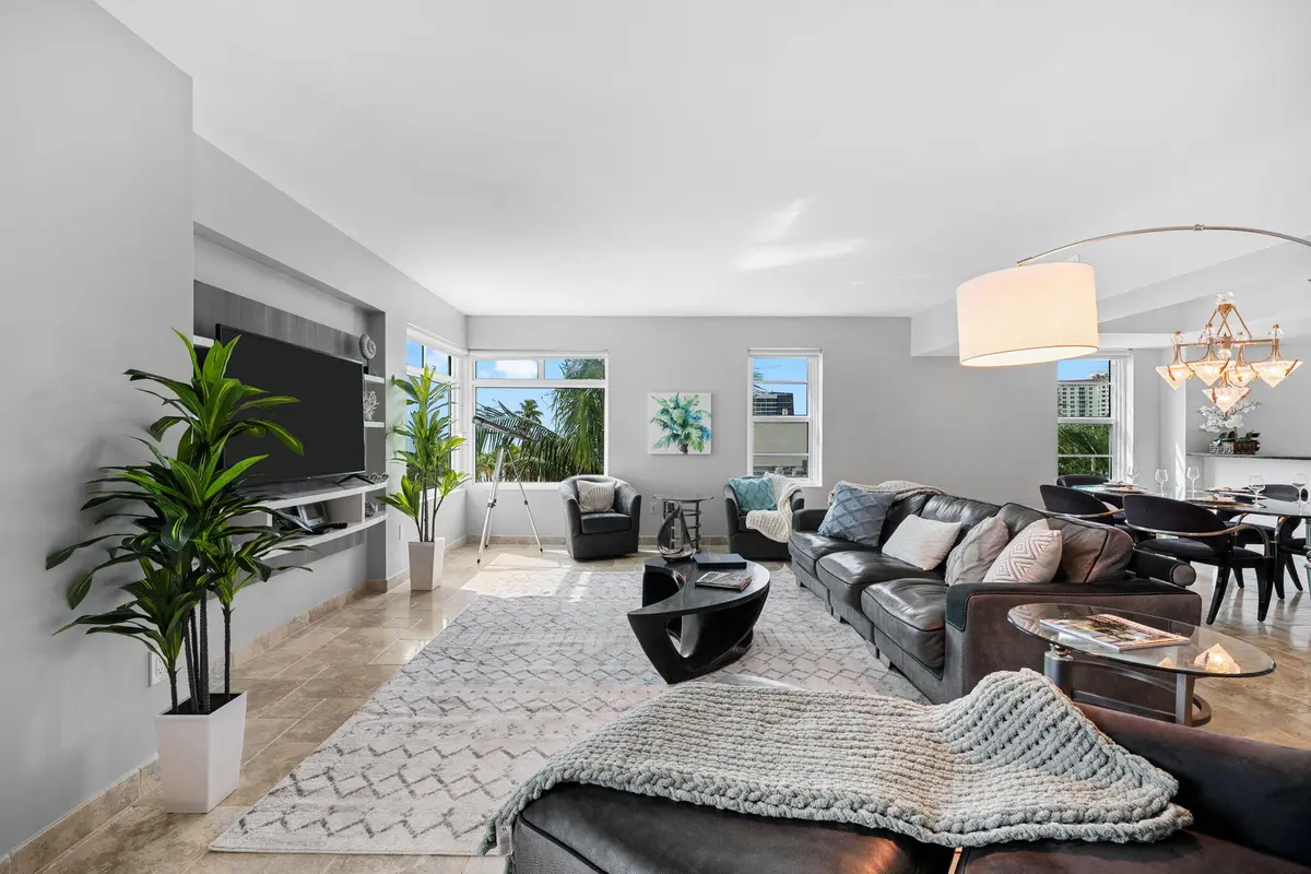 Living Room at 101 S FORT LAUDERDALE BEACH Boulevard 308, Fort Lauderdale