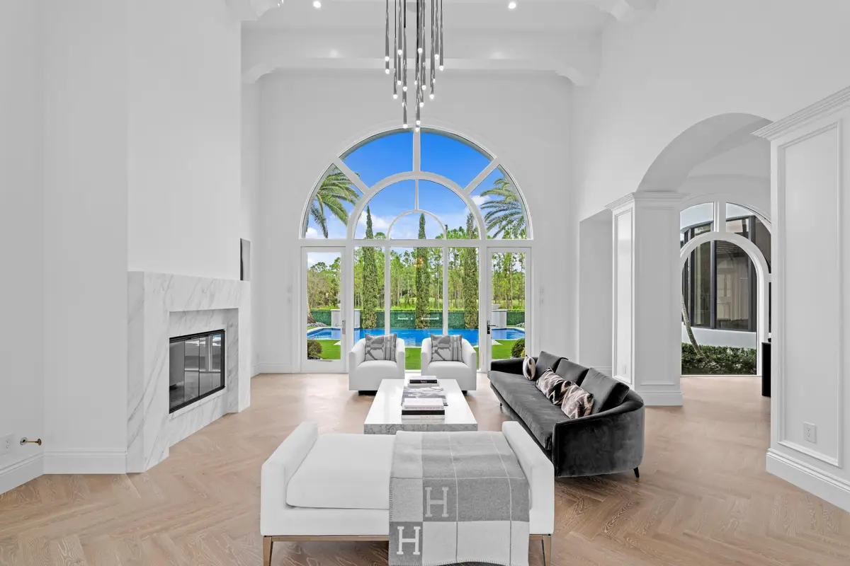 Living Room at 111 Via Palacio, Palm Beach Gardens