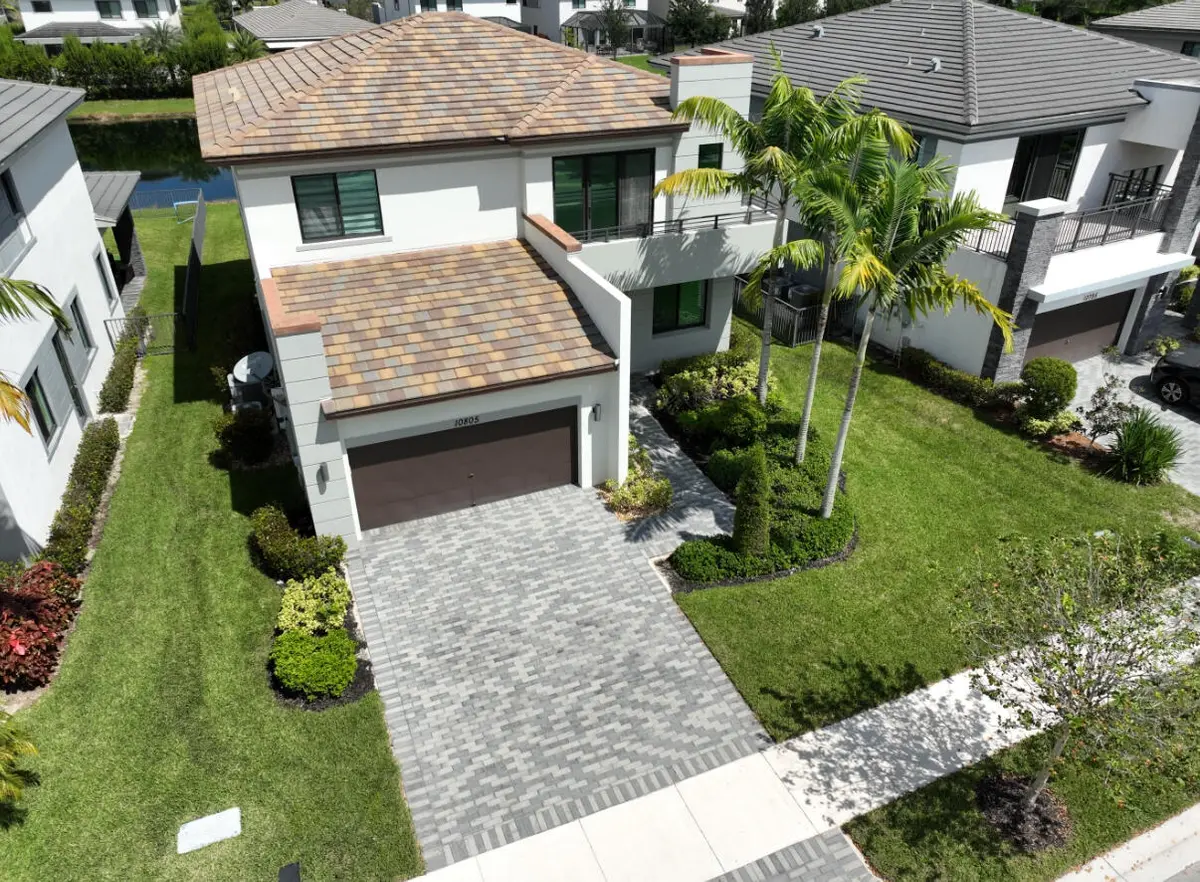 IMG_4719 at 10805 PACIFICA Way, Parkland