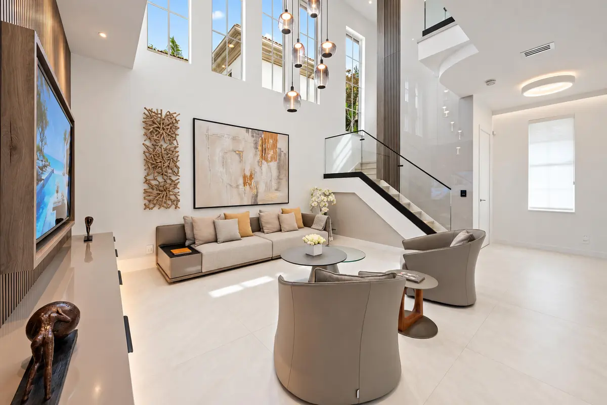 Living Room at 39 Stoney Drive, Palm Beach Gardens