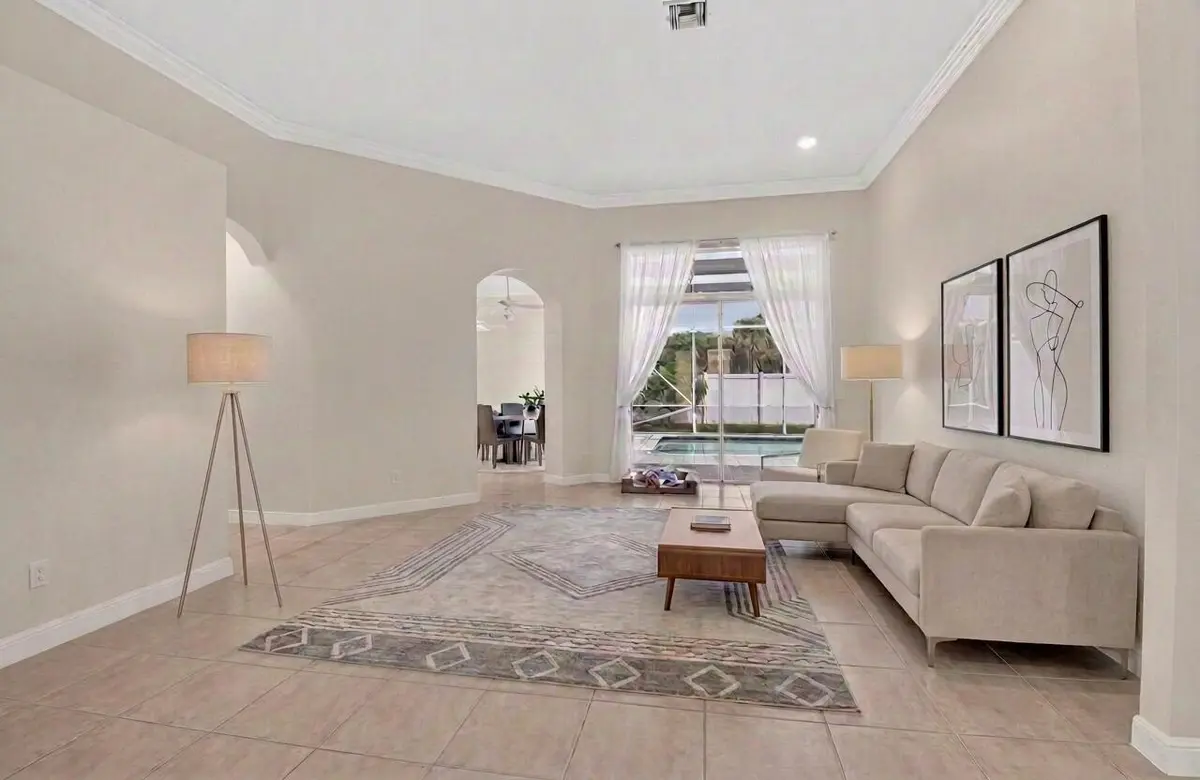 Virtually Staged at 23329 LAGO MAR Circle, Boca Raton