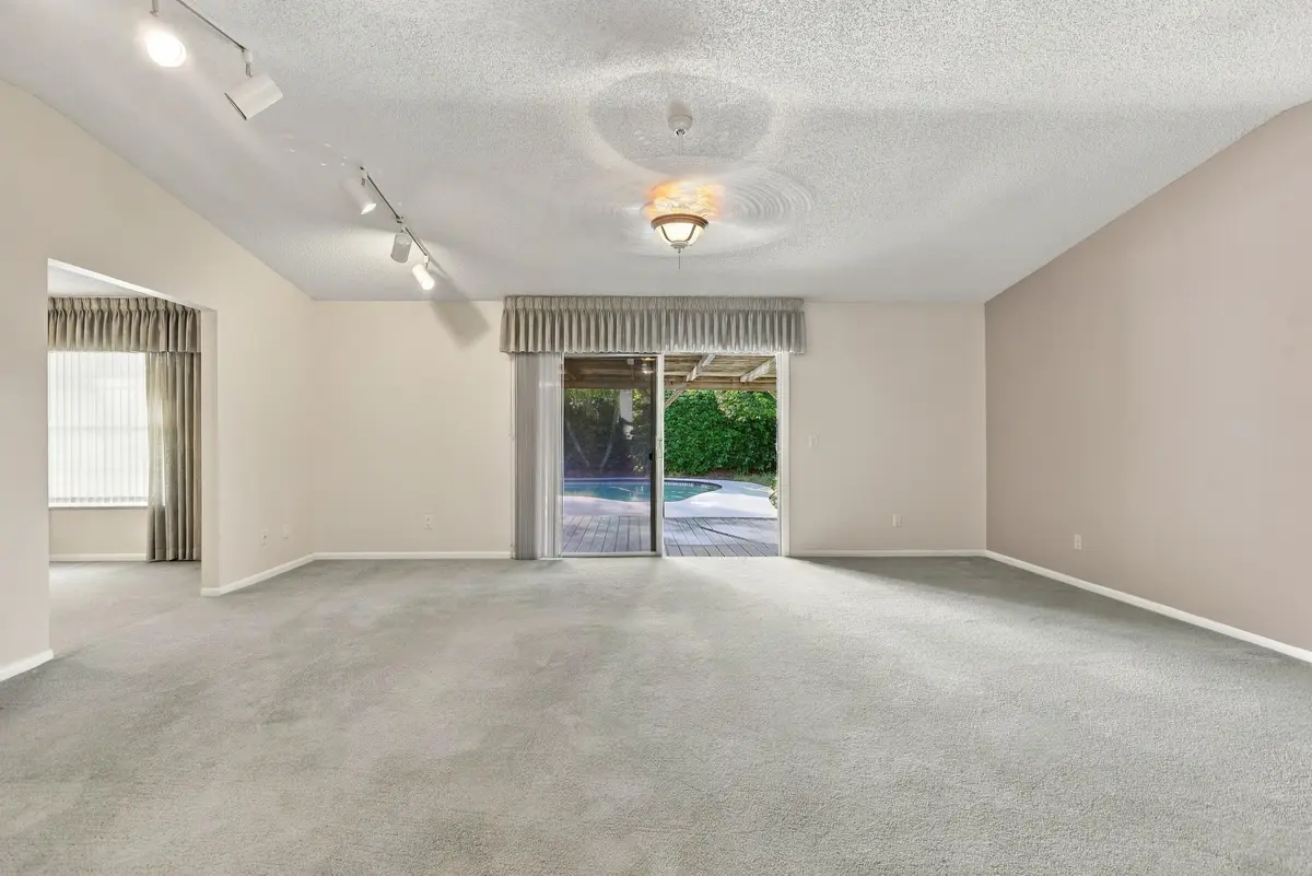 9-print-0V8A7534 at 5503 BIRCH Drive, Fort Pierce