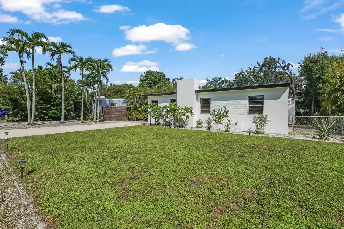 3 (1) at 1717 SW 14TH Street, Fort Lauderdale