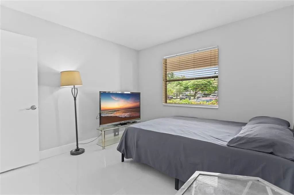 8751 SHADOW WOOD Boulevard 102, Coral Springs, FL – photo 7